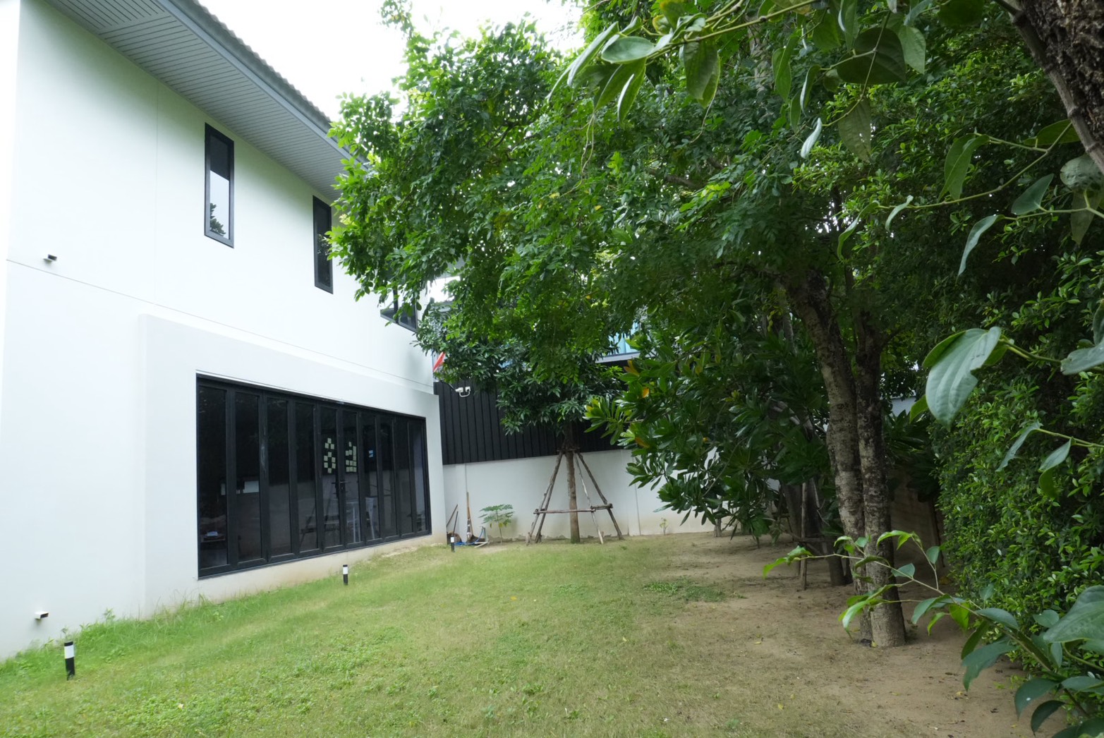 ขายด่วน บ้านหรูแปลงใหญ่ โครงการบุราสิริ รังสิต (Burasiri Rangsit) เจ้าของขายเอง