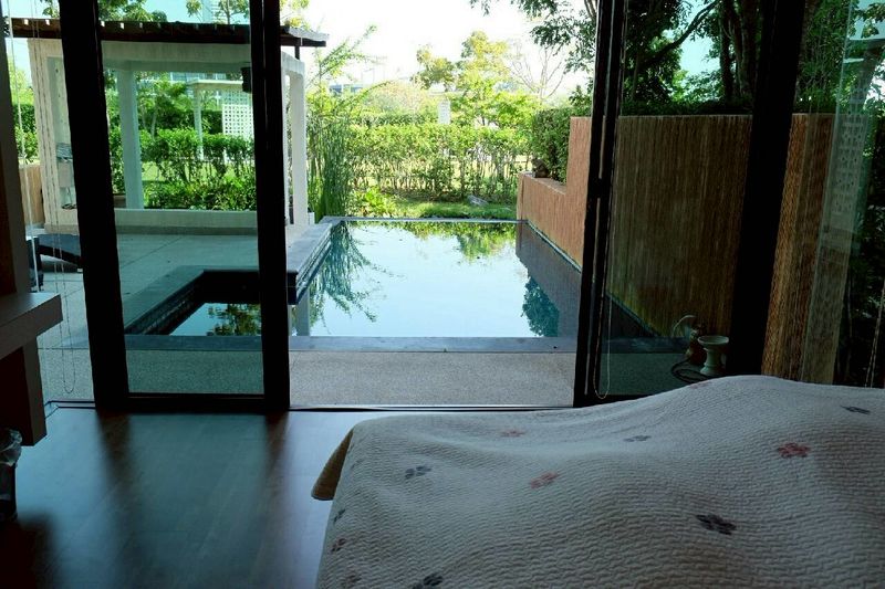 RARE BEACHFRONT PRIVATE POOL RESIDENCE | CHA-AM Huahin