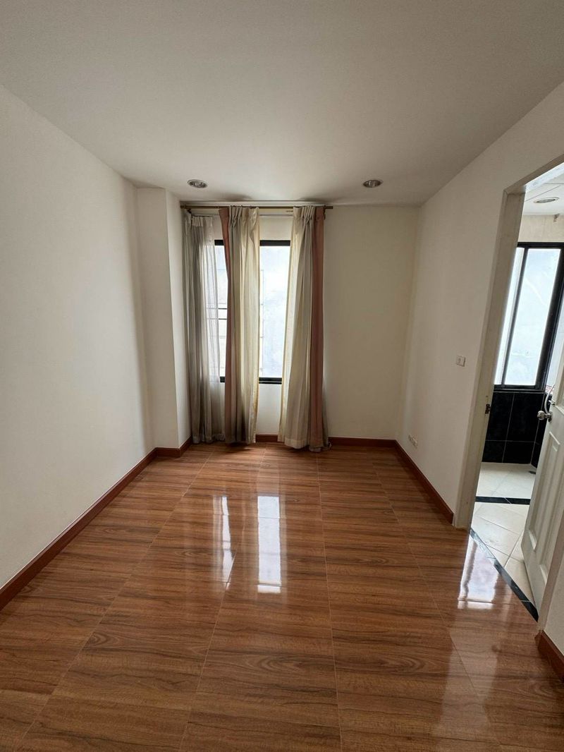 ขายบ้านกลางกรุง บางนา | HOME + OFFICE + INVESTMENT