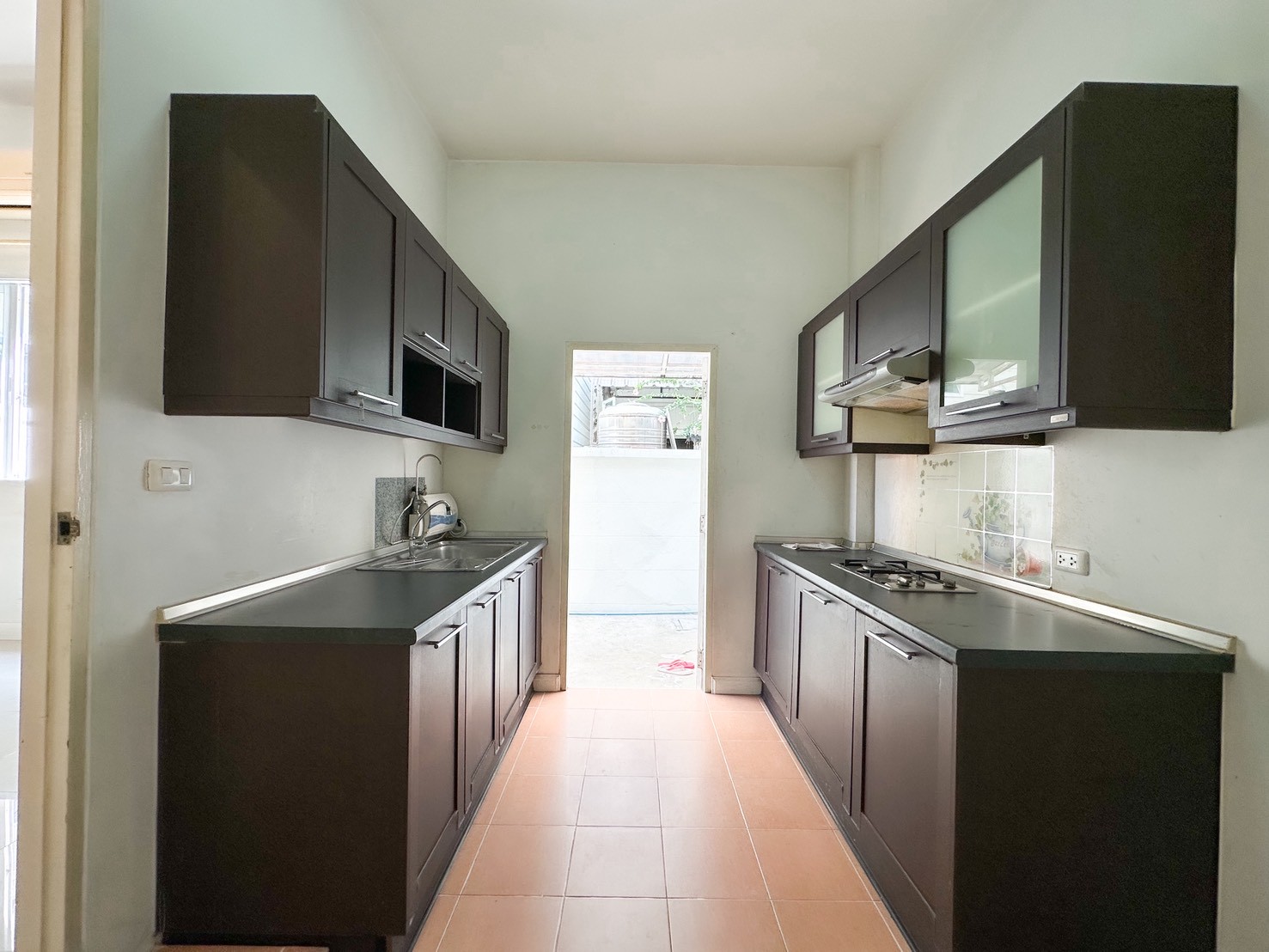 ขายทาวน์โฮม 3 ชั้น หมู่บ้านยูโรโนวา ลาดกระบัง 24/1 กรุงเทพมหานคร