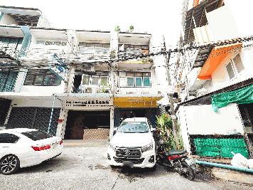 ตึกแถว ประชาชื่น 24 ห้องริม