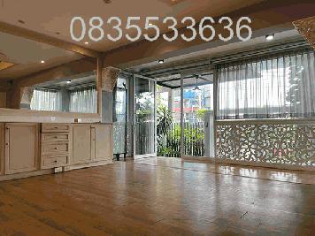 ขายหรือให้เช่าตึกแถว อาคารพาณิชย์4ชั้น หลังมุม ติดถนนใหญ่พระราม9 จอดรถได้เยอะ เดินทางสะดวกมาก โทร. 0835533636