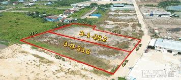 ที่สวยสร้างโรงงาน 3 ไร่เศษ 2 แปลงสุดท้ายของโครงการ เป็นส่วนตัว ถมแล้วพร้อมใช้