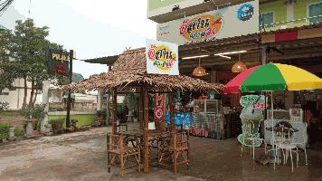 เซ้ง ร้านอาหารและเครื่องดื่ม ใจกลางย่านธุรกิจศรีราชา ไร่กล้วย