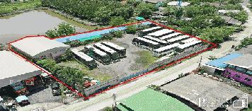 ขายที่ผังสีม่วง 1.5 ไร่ ถมเเล้วหน้ากว้างๆ 58 ม. เเถมบ้าน 2 ชั้นเเละห้องพักคนงาน 14 ห้อง สมุทรปราการ(อ.พระสมุทรเจดีย์) KK5128S