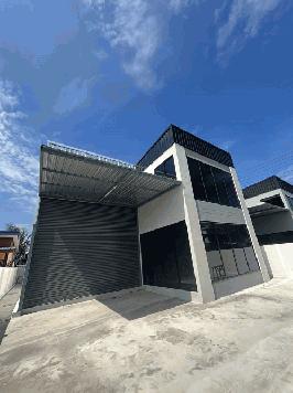 ขายหรือให้เช่าโกดัง พร้อมออฟฟิตชั้นล่าง​+ห้องพักชั้นลอย มีรั้วล้อมรอบส่วนตัว ในซอยวัดลาดปลาดุก นนทบุรี 