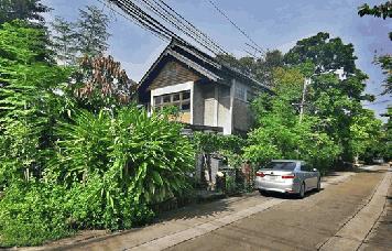 ขายบ้านเดี่ยว 2 ชั้น นนทบุรี หมู่บ้านพรหมนิเวศน์ ซอยสามัคคี 36 หลังมุม พื้นที่ 90 ตร.ว   