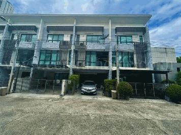 ทาวน์โฮม Plex Bangna : เพล็กซ์ บางนา