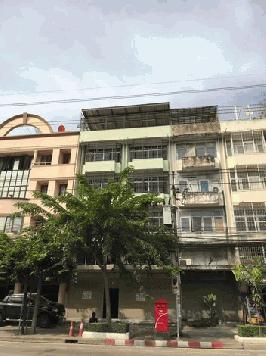 ขายตึกแถว 2 คูหา ทำเลดีมาก ปรับปรุงใหม่ ริมถนนประชาชื่นอยู่ระหว่างประชาชื่น 12-13