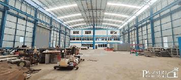 พื้นรับโหลดโหดสุดในย่านนี้ 5 ตัน/ตร.ม. กับโรงงาน 2ไร่ 2,016 ตร.ม. มีทั้ง ขาย/เช่า สูงโปร่งเย็นสบาย พร้อมสำนักงาน 3 ชั้น เพียง 6 นาที ถ. สายใยรัก KK1826S