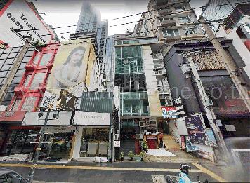 อาคารพาณิชย์ ติดถนน สุขุมวิท ใกล้ BTS พร้อมพงษ์