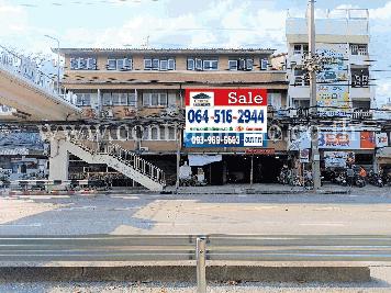 อาคารพาณิชย์ ติดถนน ประชาชื่น ทำเลเหมาะทำธุรกิจ ราคาถูก