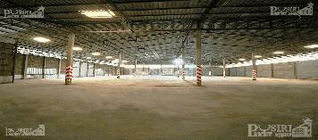 แค่ 45 บาท/ตร.ม. กับโกดังให้เช่านครปฐม 2,000 ตร.ม. ใกล้ ถ. เพชรเกษมเพียง 900 ม. เก็บของได้มากพื้นรับ 3 ตัน เทรลเลอร์เข้าได้+จอดรถยนต์ได้นับ10คัน kk5418s