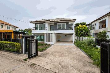 ขายบ้านเดี่ยว บ้านฟ้า กรีนพาร์ค รอยัลธนบุรีรมย์  ติดถนนประชาอุทิศ ใกล้ทางด่วน 