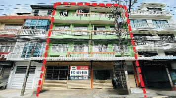 อาคารพาณิชย์ ถนนระนอง 1 เขตดุสิต มีรายได้จากห้องเช่า