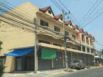 ขายด่วน อาคารพาณิชย์ 2.5 ชั้น 15 ตรว.  หางดง เชียงใหม่