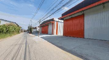 ให้เช่า โกดัง โพธ์แก้ว3  ลาดพร้าว 101 เนือที 275 ตรม ที่จอดรถ 4 คันด้านหน้า 1 ห้องน้ำ