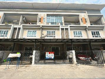 ทาวน์โฮม วิชั่น สมาร์ท ไลฟ์ สถานีรถไฟฟ้าบางพลู - รัตนาธิเบศร์