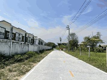 ขายด่วน ทำเลบางใหญ่ ดีมาก ๆ ค่ะ ใกล้ซอยวัดลาดปลาดุก ใกล้ถนนใหญ่ 8 เลน ,ใกล้รถไฟฟ้า , และ Central Westgate บางใหญ่