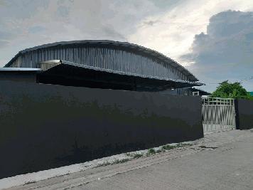  ให้เช่าและขาย โกดังใหม่พร้อมสำนักงาน  ห้องน้ำ2ห้อง บนถนนหทัยราษฎร์ พท.440ตรม