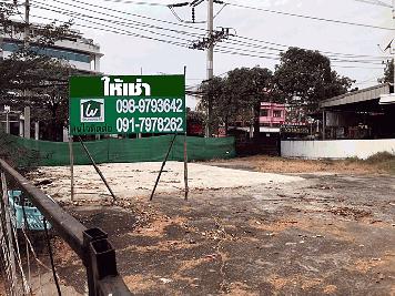 ให้เช่า ที่ดินเปล่าแปลงมุม ติดถนนหลัก ลำลูกกา ถมแล้ว 221 ตรว.