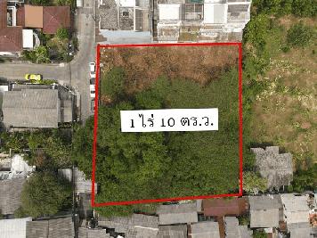 ขายที่ดินเปล่า เนื้อที่ 410 ตรว    ถนนลาดพร้าว เข้าในซอยลาดพร้าว แค่ 200 เมตร ใกล้สถานี รถไฟฟ้าสถานี ภาวนา  200 เมตร