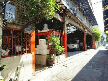 ให้เช่าโกดัง พร้อม Office  ย่านสาทร ถ.จันทน์ พระราม 3  เนื้อที่ 85ตรว. ใช้สอย 340 ตรมไฟสามเฟส 2 ห้องน้ำ   หน้ากว้าง 24ม  ลึก 16ม.  ระบบไฟ 3  เฟส