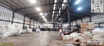 ใครชอบพื้นที่ใหญ่ คุ้ม ต้องหลังนี้ … แบ่งให้เช่าโรงงาน 9,270 ตร.ม. พร้อมที่เปล่า 7.5 ไร่ และห้องพักคนงาน 74 ห้อง ใกล้ ถ.เศรษฐกิจ KK5123S