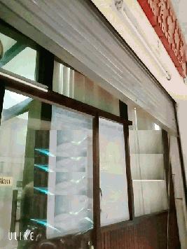  ขายอาคารพาณิชย์ 4ชั้น ไม่รวมดาดฟ้า สร้างเต็ม อยู่ใจกลางสำเพ็ง    หน้ากว้าง 4 เมตร ลึก 14เมตร ทำเลค้าขาย เหมาะทำออฟฟิศ  เนื้อที่14 ตรว ร้านค้า โกดัง ที่เก็บของ ราคาขายต่ำกว่าราคาประเมิน