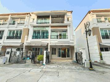 MBB5 ขายทาวน์โฮม 3 ชั้น บ้านกลางกรุง พระราม 3