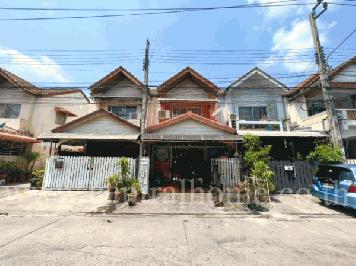ทาวน์เฮ้าส์ หมู่บ้าน แดนทอง วิลเลจ วัชรพล - สุขาภิบาล 5