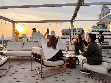 ให้เช่า Rooftop Bar ใกล้ BTS เพลินจิต 98,000 บาท ต่อเดือน รับเอเจ้นท์