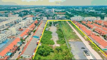  ขายที่ดินใกล้ตลาดไท รังสิต โรงแรมแมนฮัตตัน เนื้อที่ 5 ไร่ มีทั้งหมด 4 โฉนด ใกล้กรมที่ดินคลองหลวง เนื้อที่รวม 2,000 ตรว
