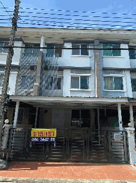 ขายถูก ทาวน์พลัส 3 ชั้น เทพารักษ์ ติดโรงพยาบาลบางนา5, ใกล้สนามบินสุวรรณภูมิ, ตกแต่งใหม่ๆ