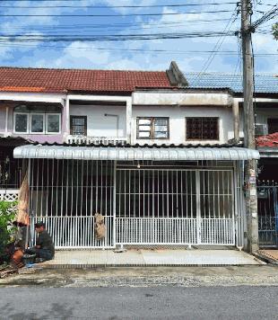 ขายทาวน์เฮ้าส์ 2 ชั้น ตามสภาพ สำหรับสายรีโนเวท หมู่บ้านชวนชม ถนนสายไหม 48 กรุงเทพ เนื้อที่ 30.9 ตารางวา  3 ห้องนอน 2 ห้องน้ำ 2.3 ล้าน