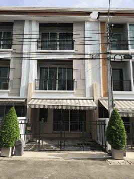 ให้เช่าทาวน์โฮม3ชั้น โครงการบ้านกลางเมือง S-sense ศรีนครินทร์46/1 private zone ไม่ติดกับใคร