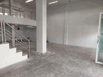 ให้เช่าอาคารพานิชย์ ใกล้รถไฟฟ้า ใกล้เดอะมอลล์ โลตัสบางกะปิ  อาคาร  2คูหาทะลุติดกัน  3ชั้นครึ่ง  