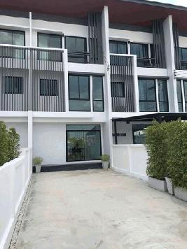ให้เช่าทาวโฮมรามอินทราซอย8 โครงการ Cozy สตรีวิทยา2 ซอย 29 ใหม่เอี่ยม สามารถเข้าออกได้หลายทาง รัชดา เกษตนวมินทร์ วังหิน เลียบด่วน 