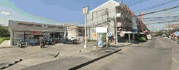 สินแพทย์ รามอินทรา วัดพระยาสุเรนทร์ หน้าหมู่บ้าน 5000 หลัง คู้บอน 25-29ให้เช่าอาคารพาณิชย์ 4 ชั้น ปรับปรุงแล้ว 48 ตรว 3นอน