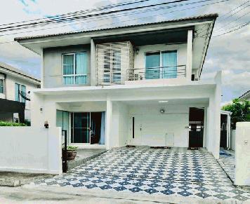 รหัสC5812 ให้เช่าบ้านเดี่ยว 2 ชั้น หมู่บ้านสีวลี บางนา ถนนบางนา-ตราด กม.14 ตกแต่งพร้อมอยู่