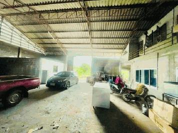 ขายโกดัง การคมนาคมสะดวก จอดรถได้หลายคัน อยู่ในโซนตัวเมืองบุรีรัมย์ 2 งาน 47 ตรว.2น้ำ 1ครัว 