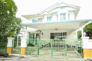 แยกทุ่งเศรษฐี APL สุวรรณภูมิ สุขาภิบาล2 ให้เช่า ขาย-เช่า บ้านเดี่ยว 2 ชั้น รักสัตว์ เฟอร์ พร้อมเข้าอยู่ 70 ตรว. 4นอน 3น้ำ 2จอดรถ 5แอร์