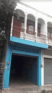 ให้เช่าตึกแถว2ชั้น ใจกลางเมืองลำปาง ทำเลทอง เดินทางสะดวก พร้อมเข้าอยู่ได้