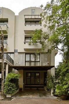 ให้เช่าทาวน์โฮม 4 ชั้น หมู่บ้านโฮมเพลส ซอยปรีดีพนมยงค์ 20