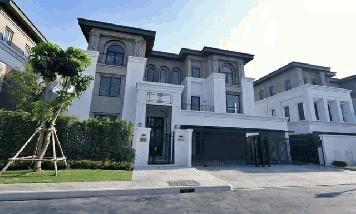 ขายบ้านเดี่ยว 3 ชั้น โครงการแซงค์ รอยัล กรุงเทพกรีฑา พร้อมลิฟท์ fully fitted