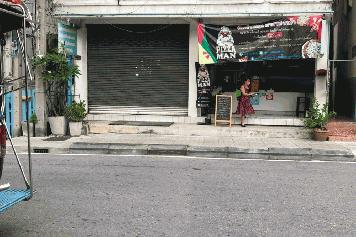 ให้เช่าอาคารพาณิชย์ 4 ชั้น 2 คูหา เนื้อที่ 22  ตารางวา  10 ห้องนอน 5 ห้องน้ำ ใกล้สถานี BTS ปากน้ำ ประมาณ 500 ม. 