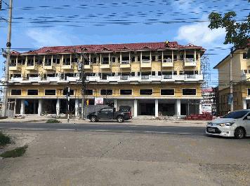 ให้เช่าอาคารพาณิชย์ 3.5 ชั้น เนื้อที่ 17.20 ตร.ว. 1 ห้อง  4 ห้องน้ำ ติดถนนใหญ่ ไทรน้อย-วัดต้นเชือก 