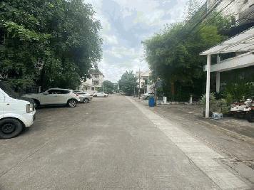 POR3295 ขาย ให้เช่า โฮมออฟฟิศ 4 ชั้น ทาวน์อินทาวน์ ถนนศรีวรา ใกล้เลียบทางด่วน 280 ตรม. 6 ห้อง