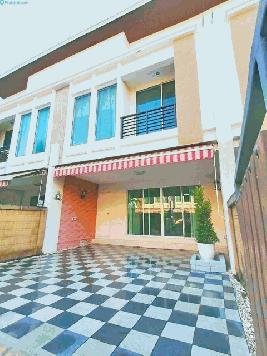 เลี้ยงสัตว์ เฟอร์มาก โรบินสัน ให้เช่าทาวน์โฮม 2 ชั้นอ่อนนุช วงแหวน 22ตรว  ตลาดลานบุญ  ตลาดนำชัย บ้านกลางเมือง190ตรม. 3นอน 2จอดรถ 3แอร์