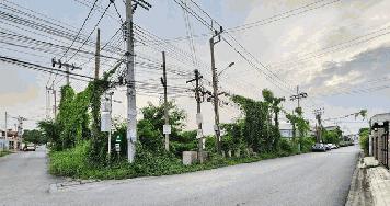 ขายที่ดิน ขนาด 399 ตรว. ติดถนน ซอยนวมินทร์ 74 (เหมาะสำหรับสร้างบ้าน ที่พักอาศัย)